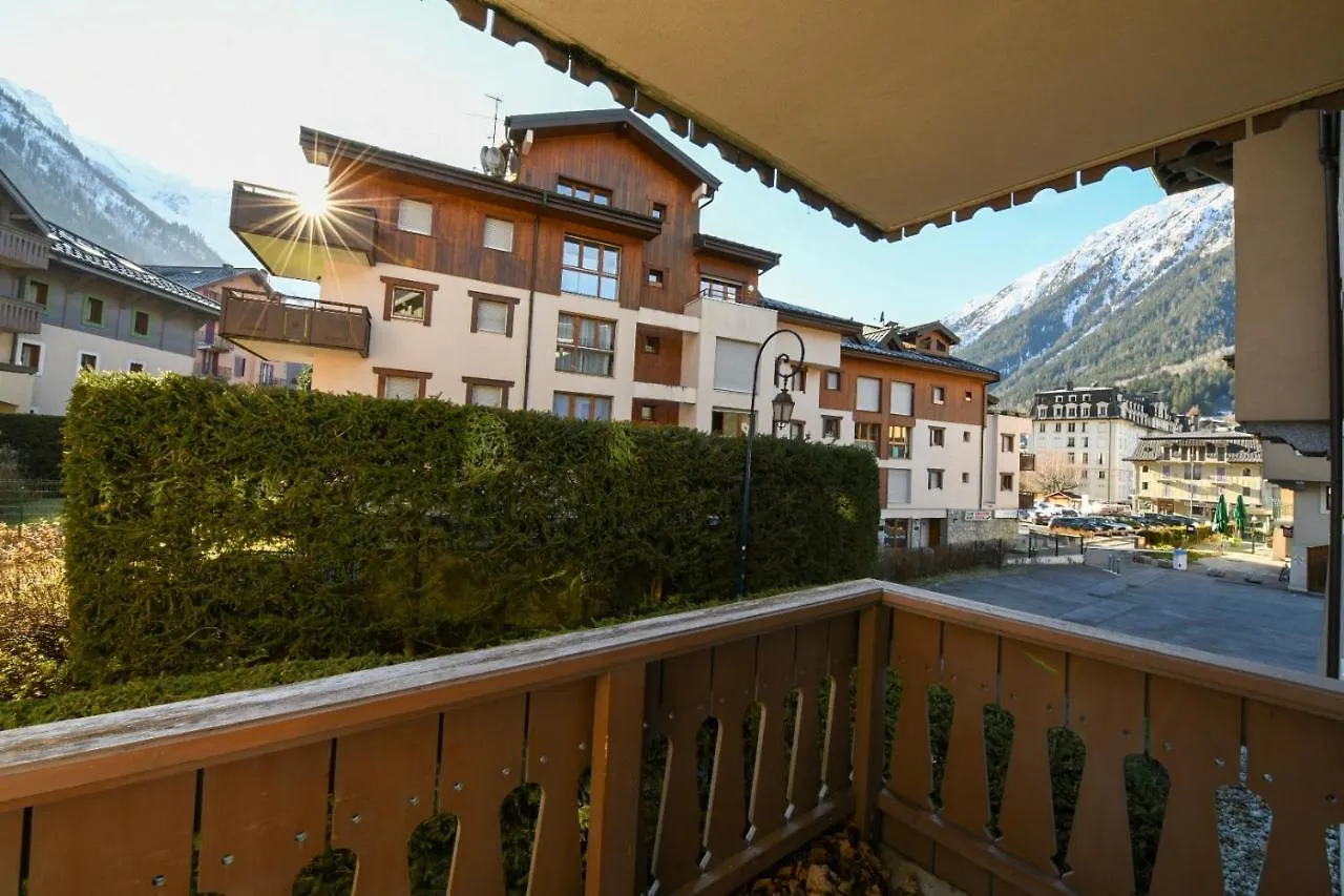 La Ginabelle Chamonix Daire 0*,